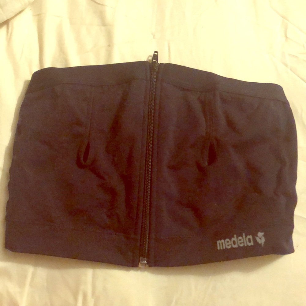 ⭐️Medela Hands Free Pumping Bra